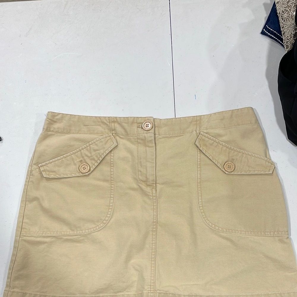 NWOT H&M Khaki Mini Skirt.  Size 12 L large 100% cotton